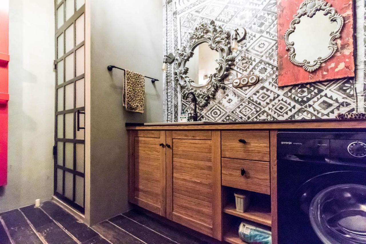 Castle Downtown Apartment — Photos 3